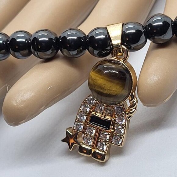 New, Yellow Tigers-eye and Simulated-Diamond Spaceman Pendent, 20 Inches - Picture 2 of 9